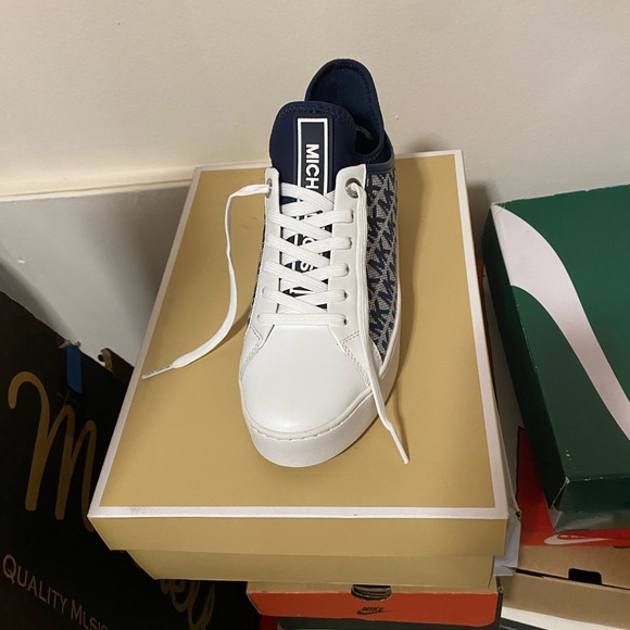 Michael Kors Sneakers(Never Worn) - Picture 4 of 4
